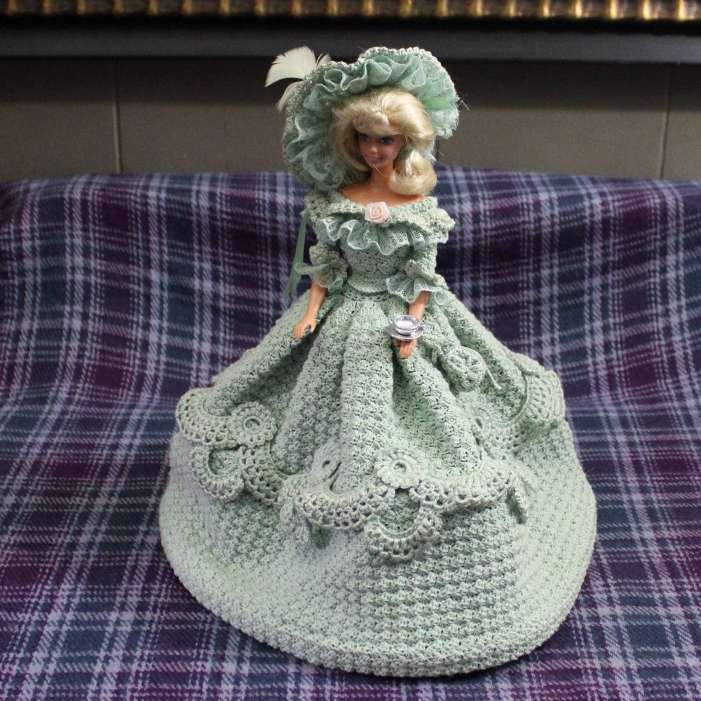 Mattel Barbie 1963 Crocheted Dress Hat Detailed Doll on Stand